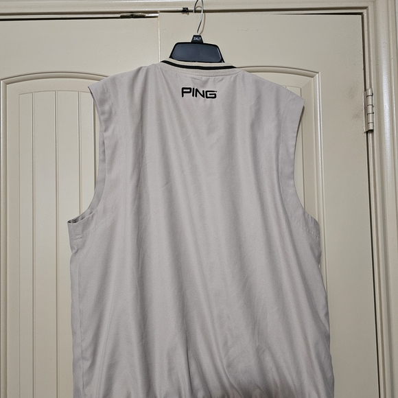 Ping Collection Beige Performance Vest - Picture 2 of 4